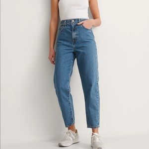 Levi’s High Loose Taper Jeans 27x29